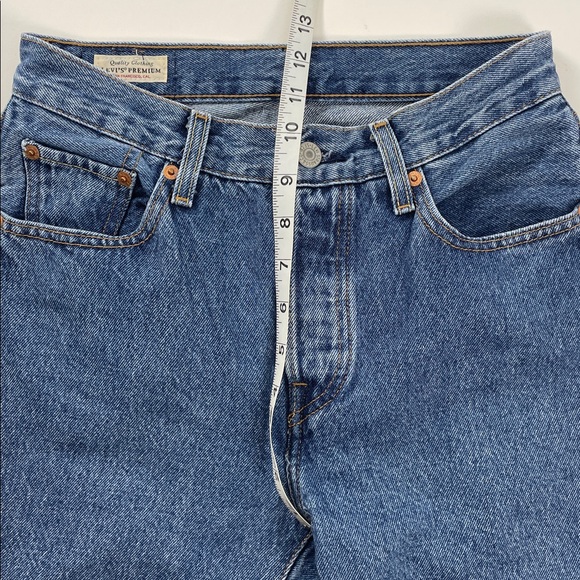 Levi’s 501 Original Fit Women’s Blue Jeans. W25/L30. - Picture 7 of 14